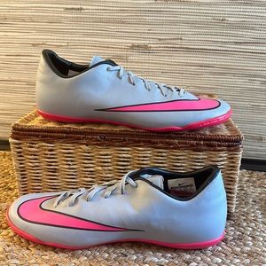 Nike mercurial indoor soccer activity shoes pink gray womens size 9